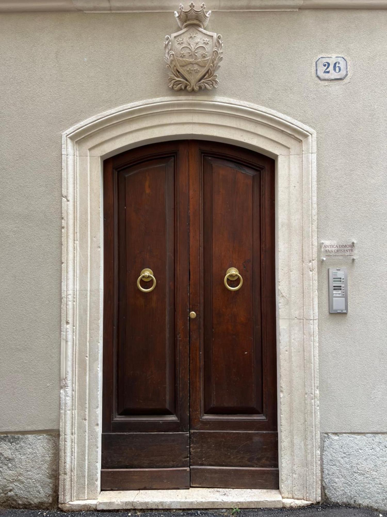 Antica Dimora San Crisante - Centro Storico Apartment ลาควิลา ภายนอก รูปภาพ