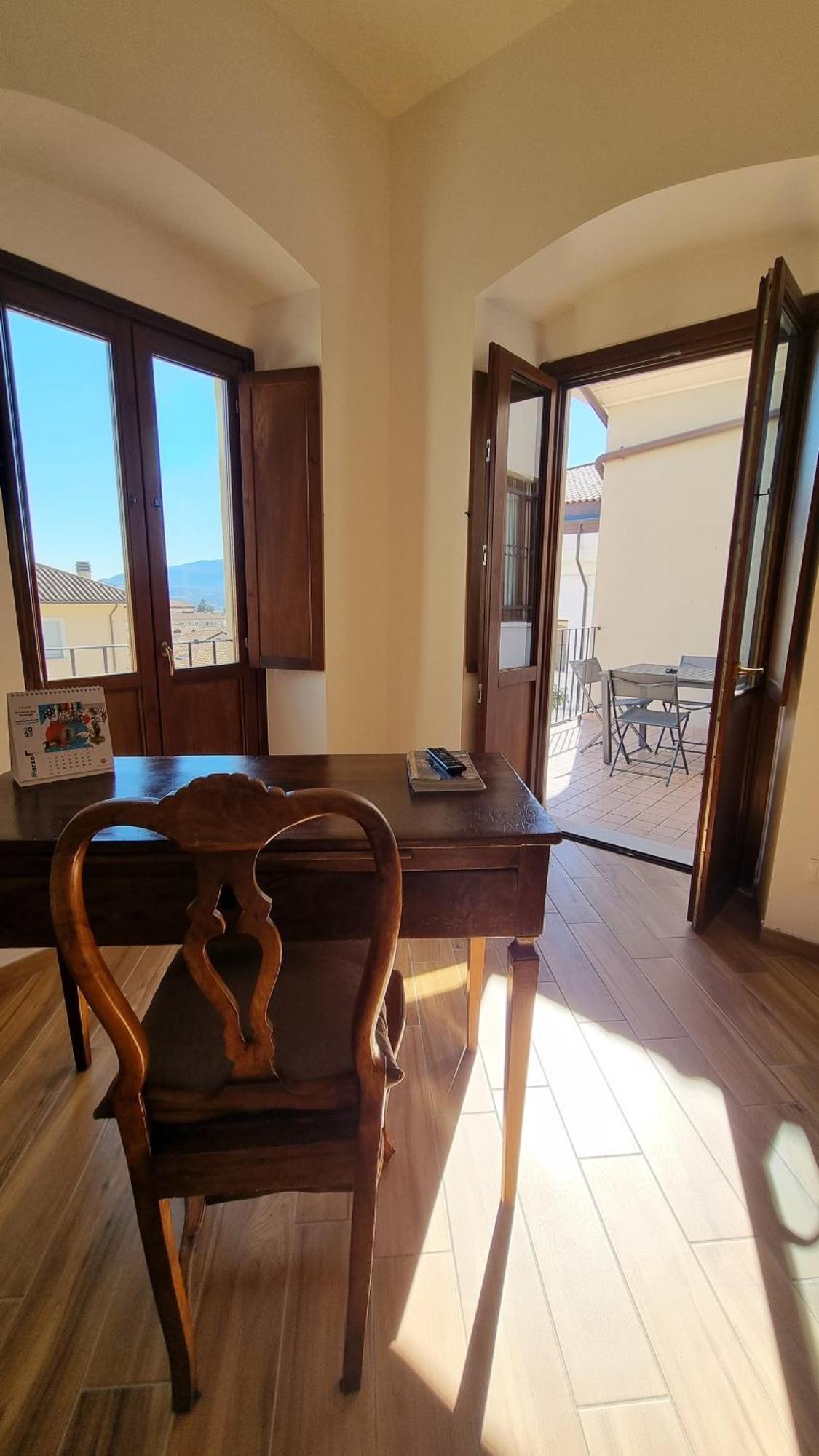 Antica Dimora San Crisante - Centro Storico Apartment ลาควิลา ภายนอก รูปภาพ